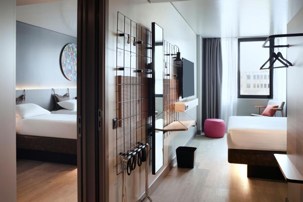 Moxy Athens City Ngoại thất bức ảnh