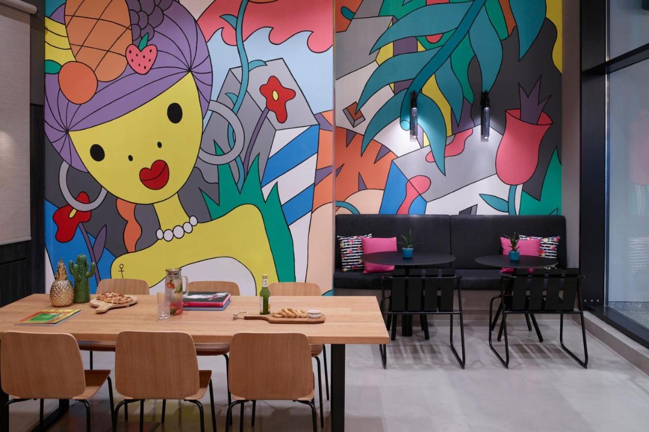Moxy Athens City Ngoại thất bức ảnh