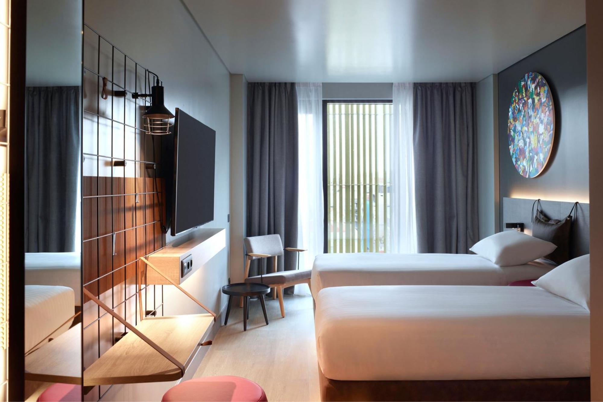 Moxy Athens City Ngoại thất bức ảnh